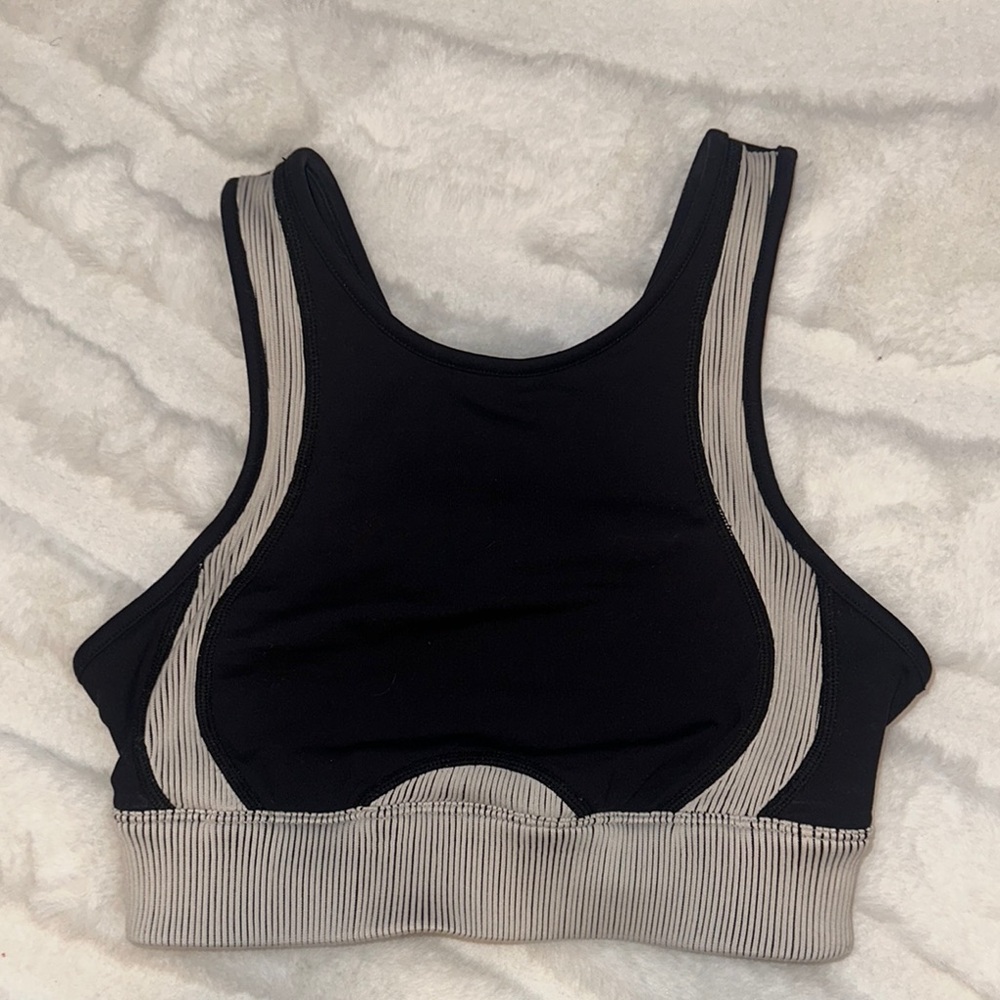 Black and Cream Women's "Electric" Sports Bra